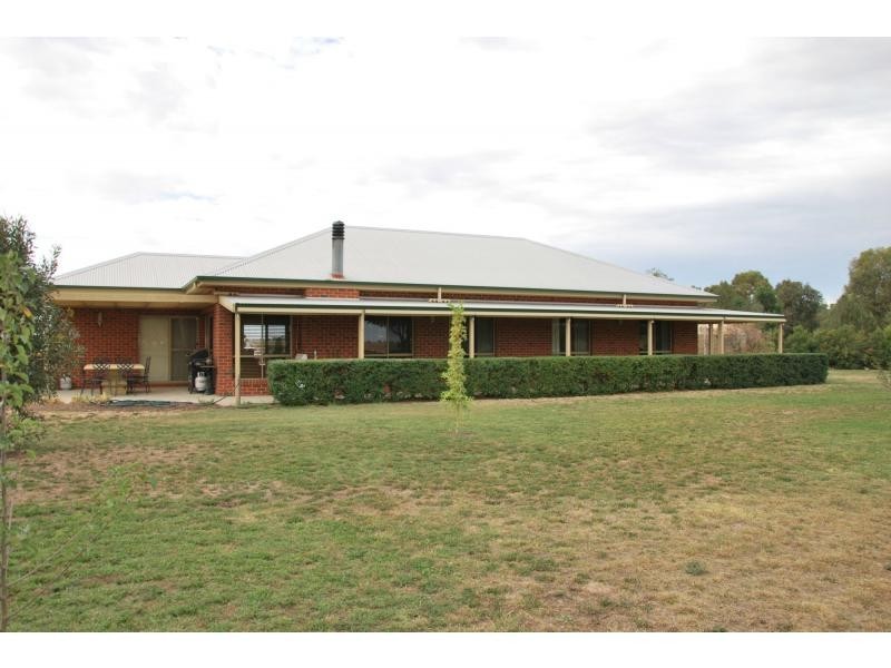 103 Barnes Road, Cobram East VIC 3644