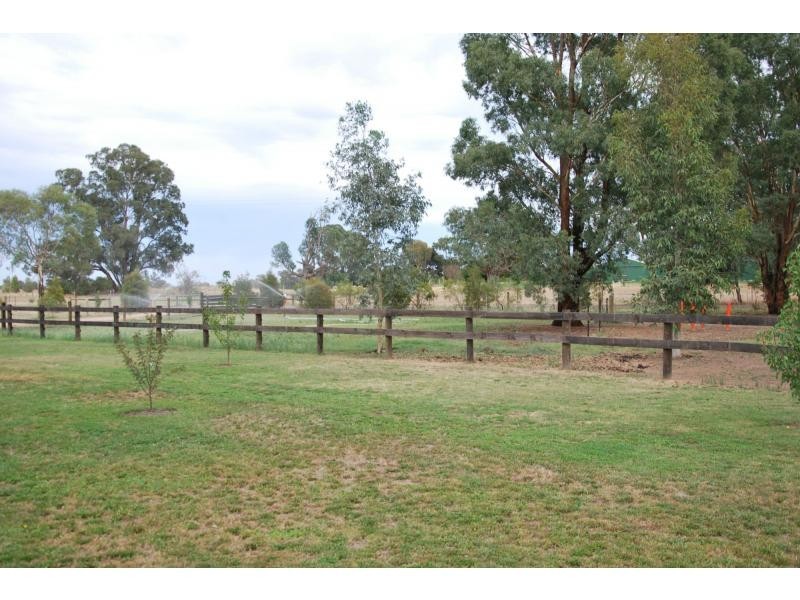 103 Barnes Road, Cobram East VIC 3644