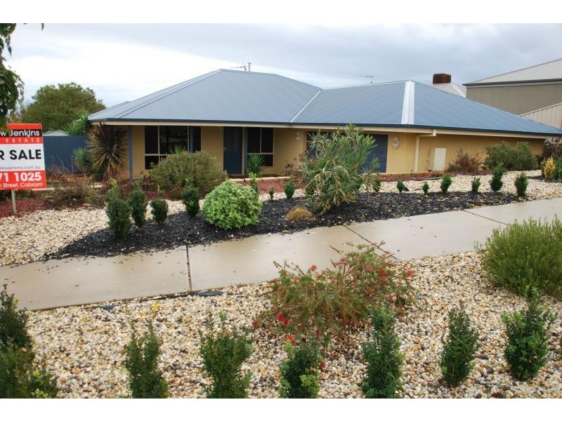 28 Apricot Circuit, Cobram VIC 3644