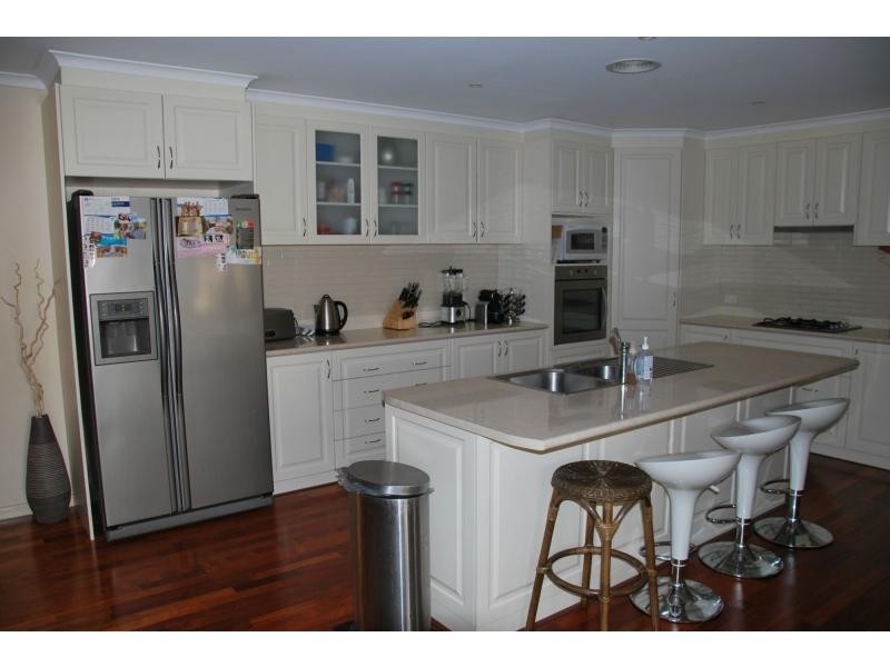 28 Apricot Circuit, Cobram VIC 3644