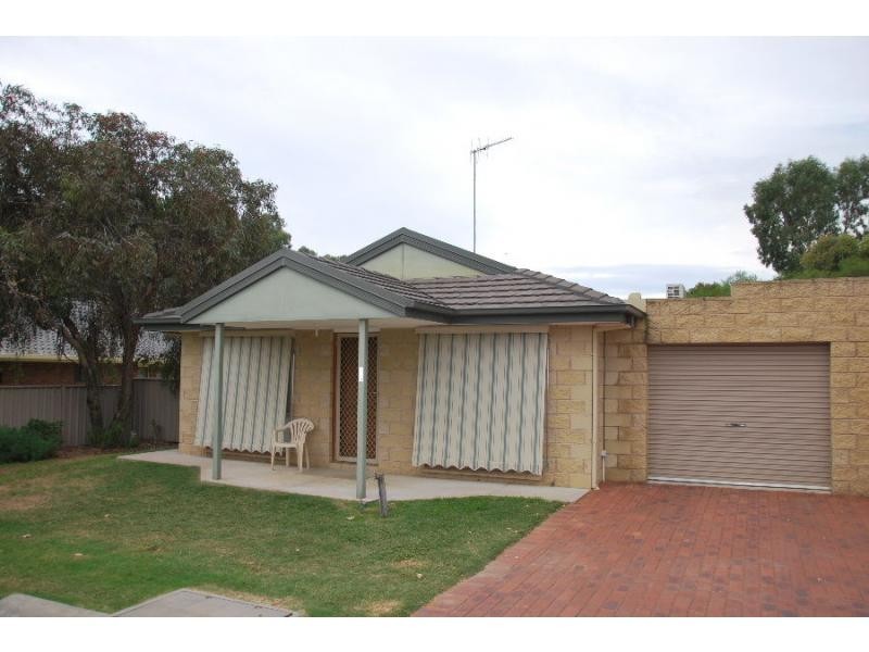 15 Johns Drive, Barooga NSW 3644
