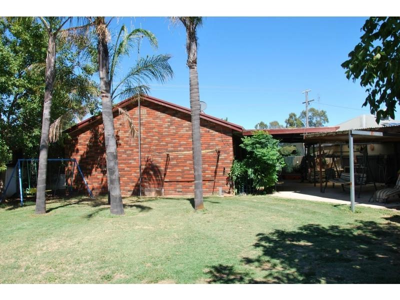 80 Karook Street, Cobram VIC 3644