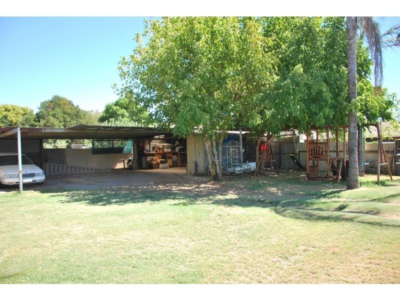 80 Karook Street, Cobram VIC 3644
