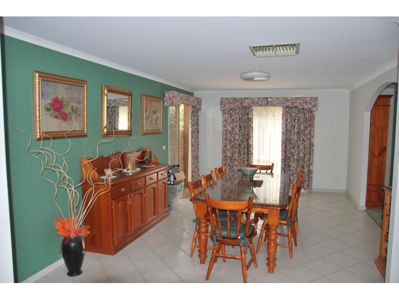 15 Hovell Court, Cobram VIC 3644