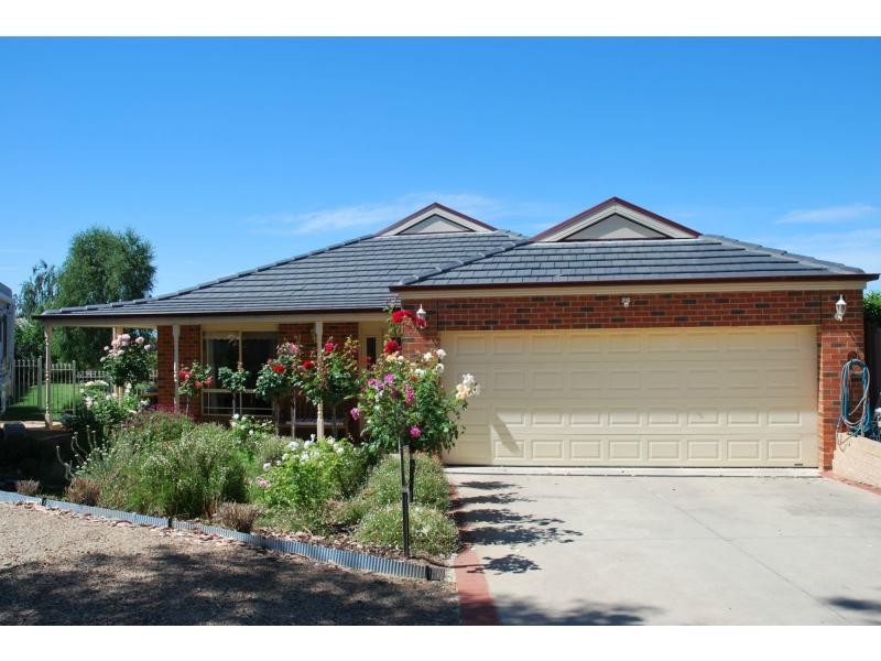 5 Collina Court, Cobram VIC 3644