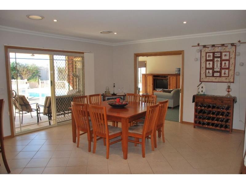 5 Collina Court, Cobram VIC 3644