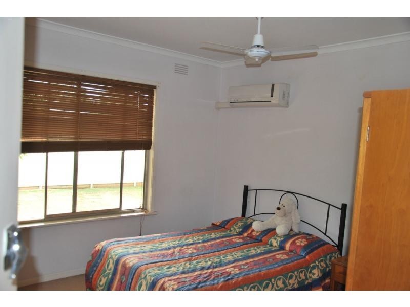 23 Golf Course Road, Barooga NSW 3644