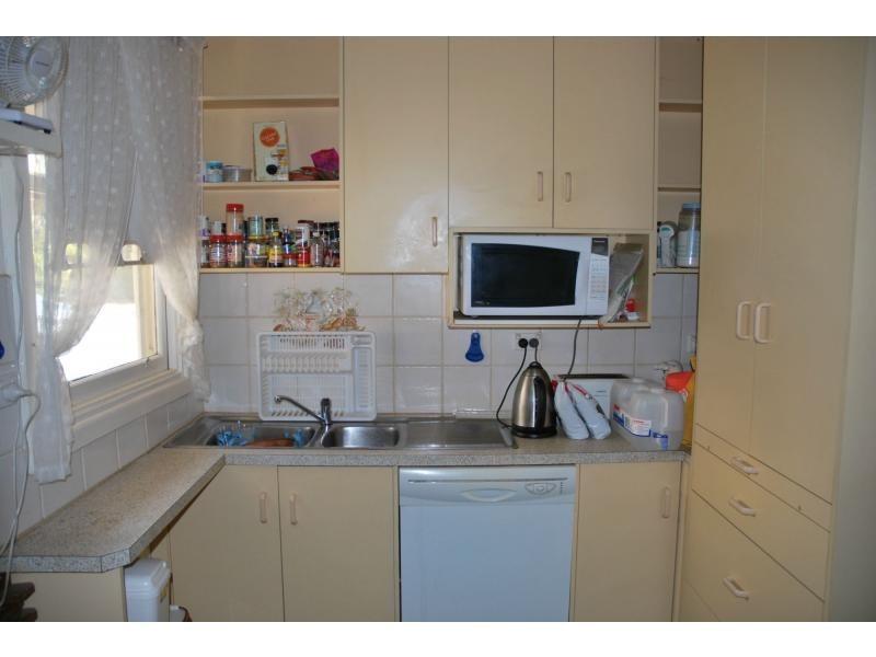 15 Pine Street, Cobram VIC 3644