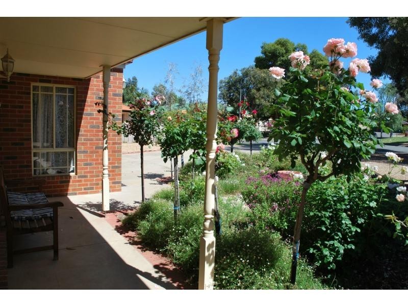 5 Collina Court, Cobram VIC 3644