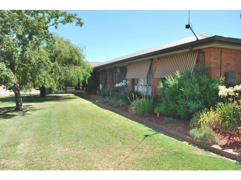 2A Amos Street, Yarroweyah VIC 3644