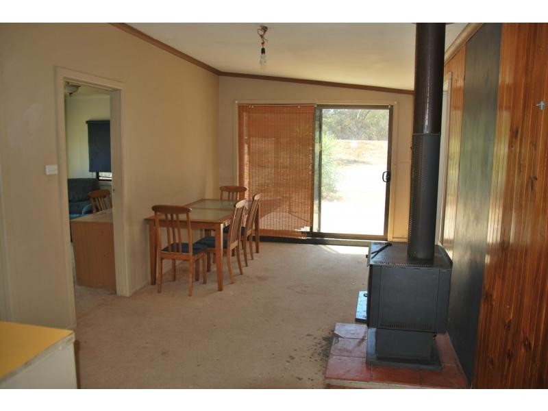 86 Newnham Road, Cobram VIC 3644