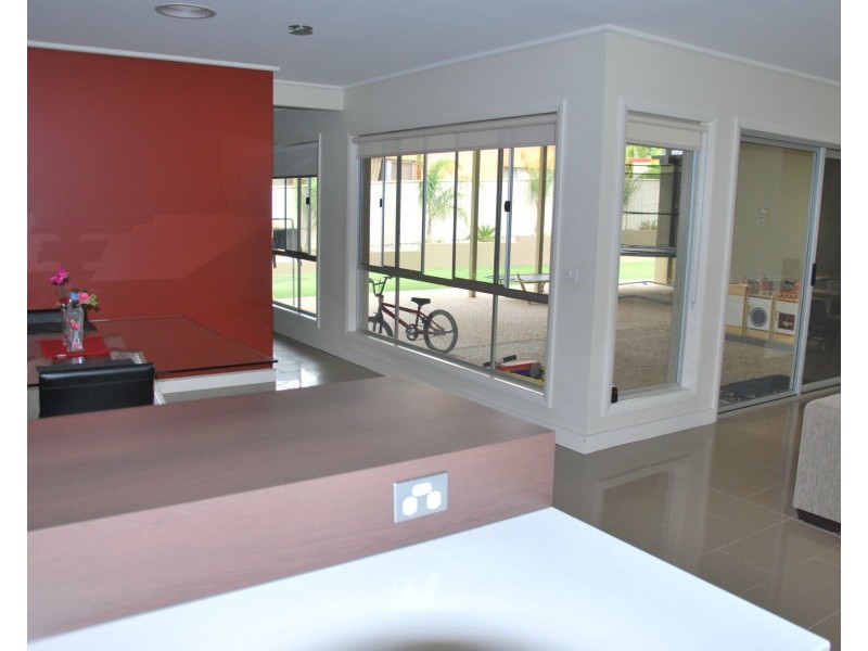 10 Cooray Street, Cobram VIC 3644