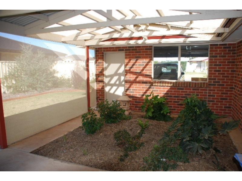 3 Victoria Avenue, Barooga NSW 3644