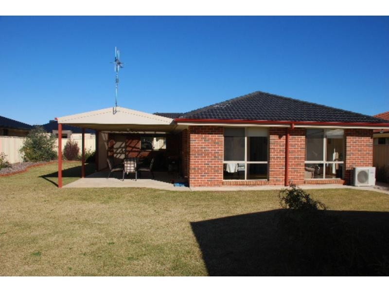 3 Victoria Avenue, Barooga NSW 3644