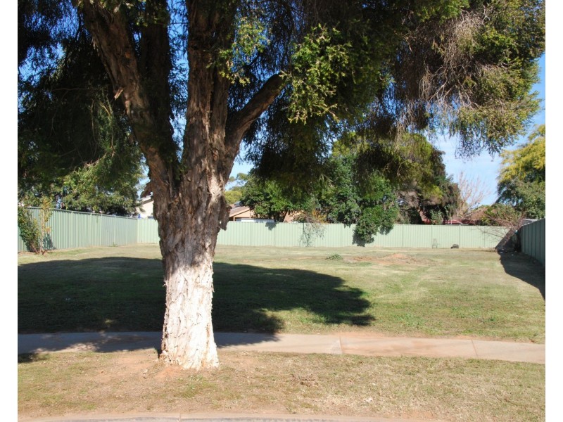 5 Cedar Court, Cobram VIC 3644