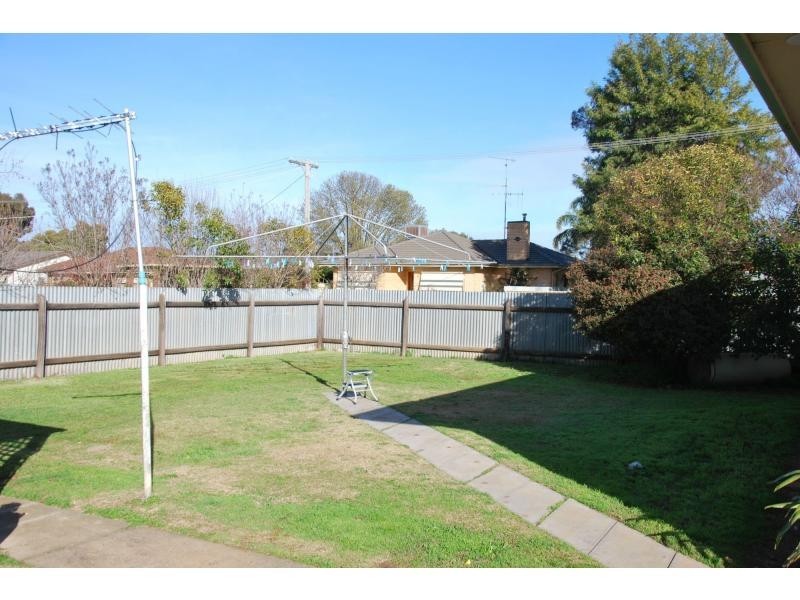 39 Karook Street, Cobram VIC 3644