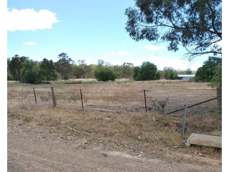 Cnr Manse & Sims Road, Cobram VIC 3644