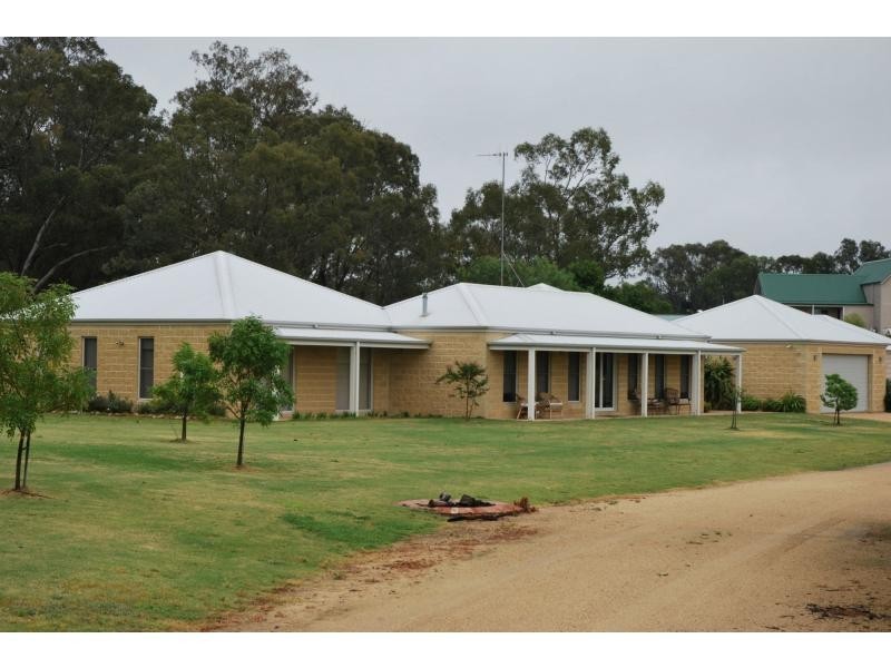 L1 Quicks Road, Barooga NSW 3644