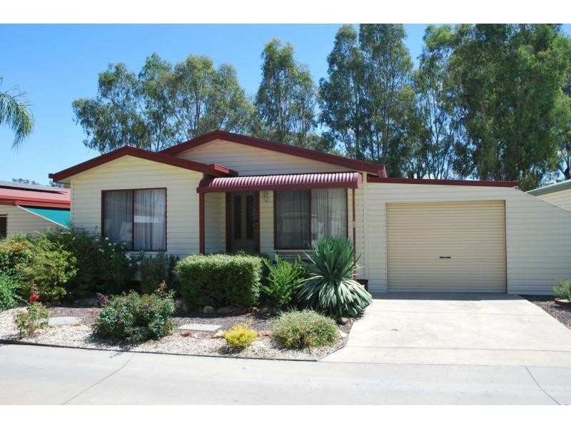 29 Oasis Drive, Oasis Village, Cobram VIC 3644