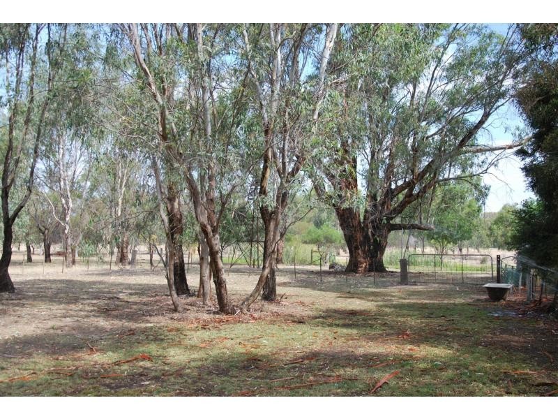 310 Greens Lane, Koonoomoo VIC 3644