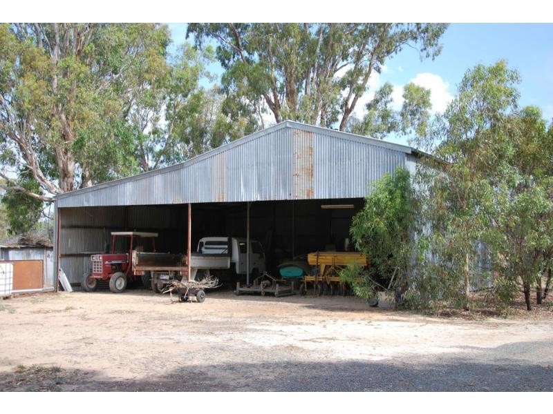 310 Greens Lane, Koonoomoo VIC 3644