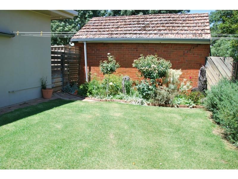 33 Cobram Street, Berrigan NSW 2712