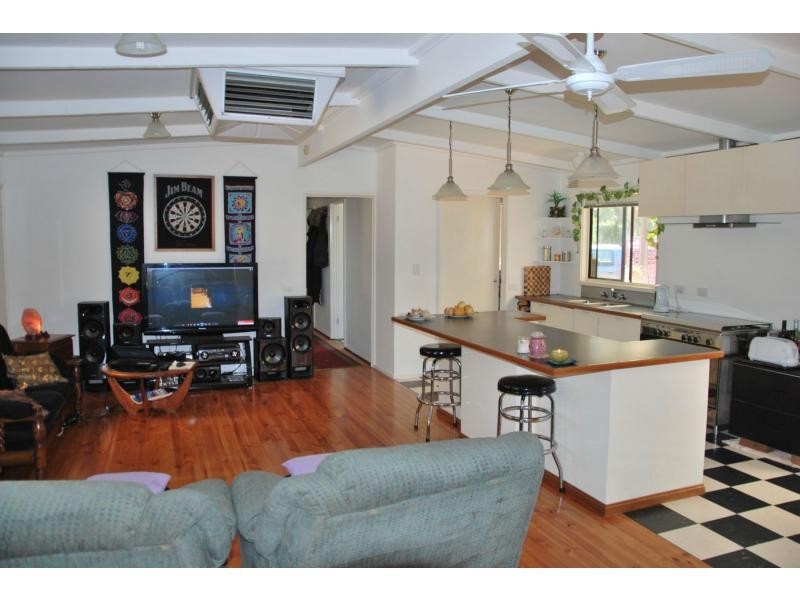 6 William Street, Bearii VIC 3641