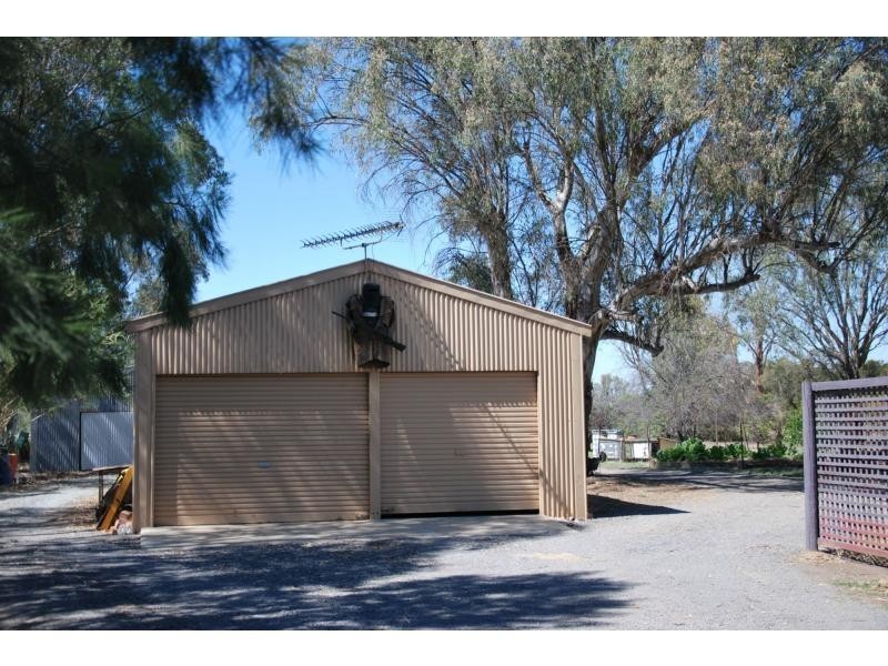 6 William Street, Bearii VIC 3641