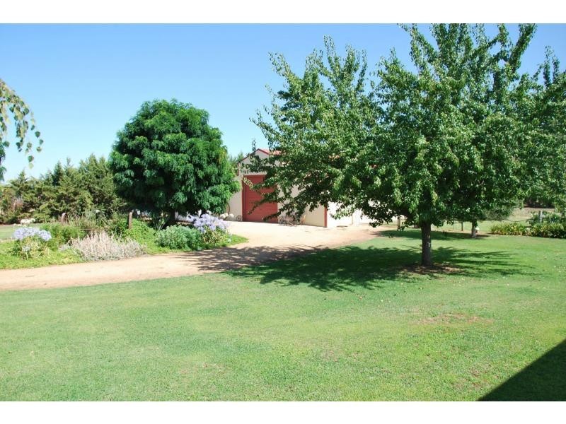 2 Muscara Court, Yarroweyah VIC 3644