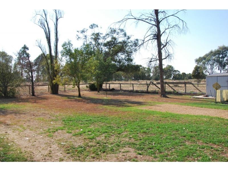 7 Ross Road, Muckatah VIC 3644