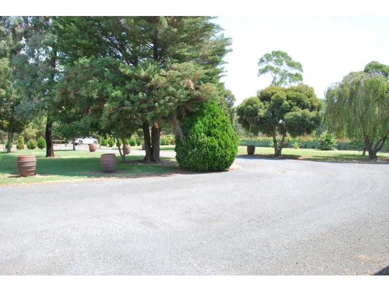 L1-33 Catona Crescent, Cobram VIC 3644
