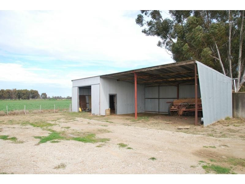 276 Back Barooga Road, Barooga VIC 3644