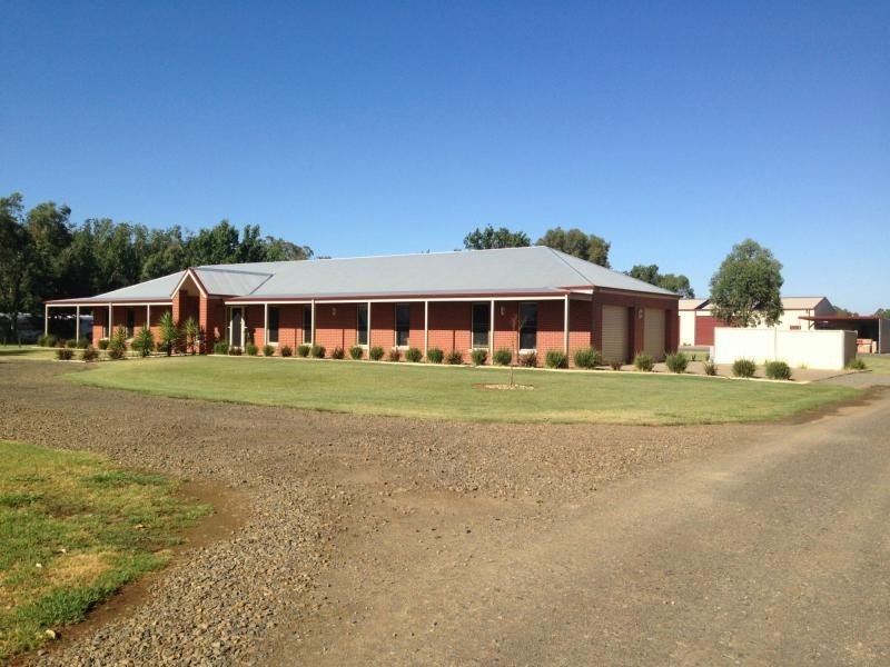 21 Ritchie Road, Cobram VIC 3644