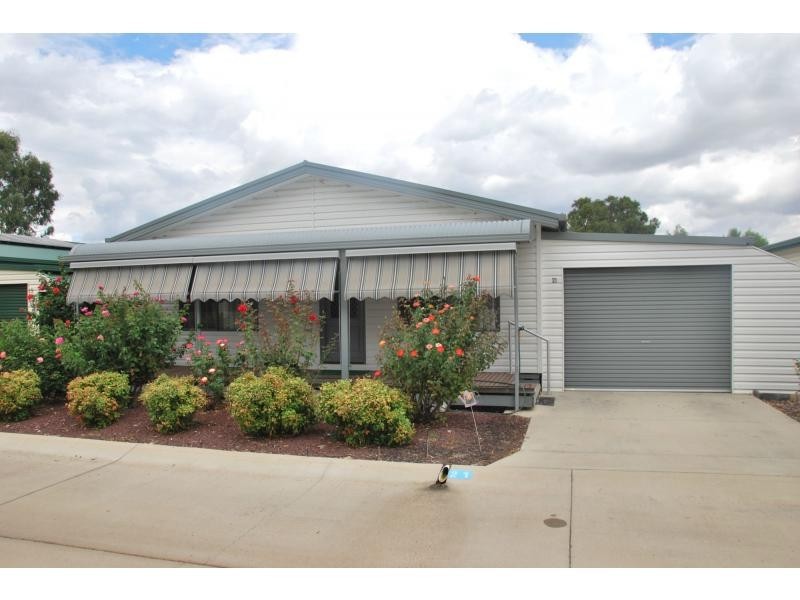 21 Rose Street, Oasis Village, Cobram VIC 3644