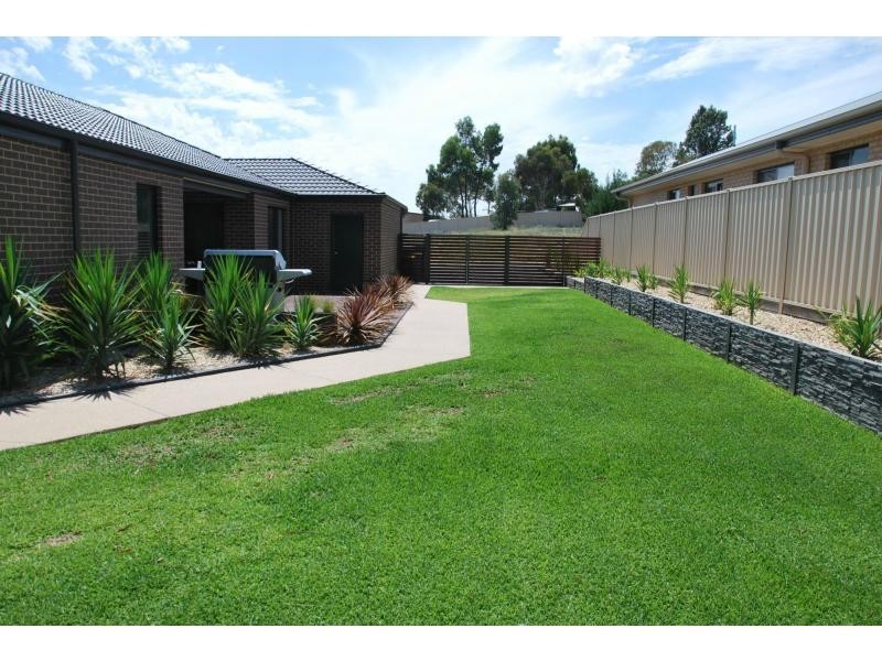 11 Chomley Close, Barooga NSW 3644