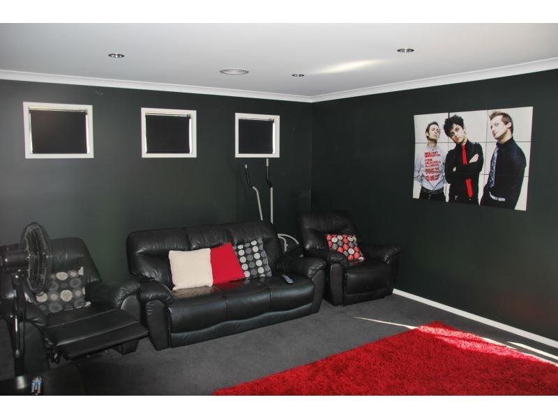 8 Ivie Street, Barooga VIC 3644