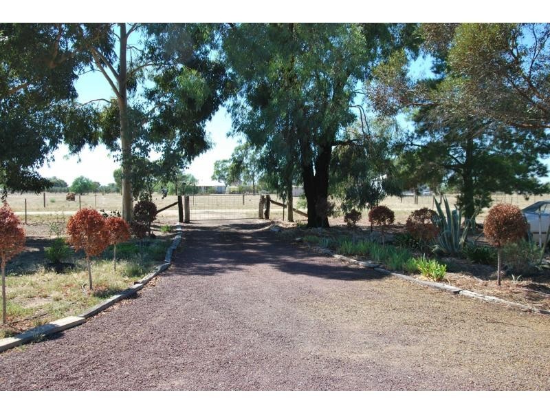 40 Williams Street, Bearii VIC 3641