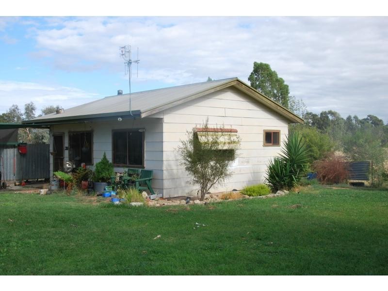 62 Bruce Birrell Drive, Tocumwal NSW 2714