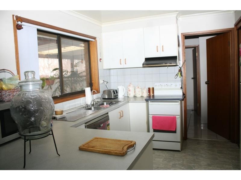 8 Karook Street, Cobram VIC 3644