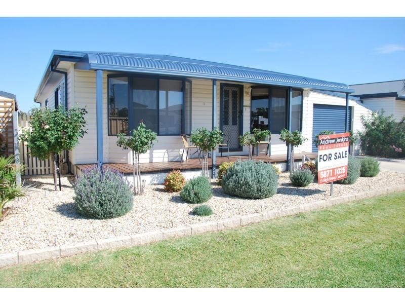 3 Savanna Drive, Green Palms Village, Cobram VIC 3644