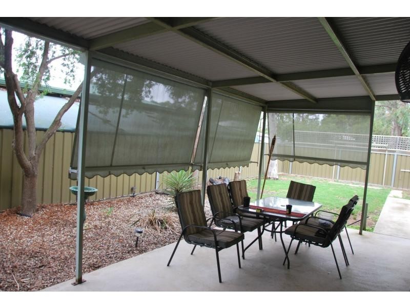 7 Lakeside Drive, Oasis Village, Cobram VIC 3644