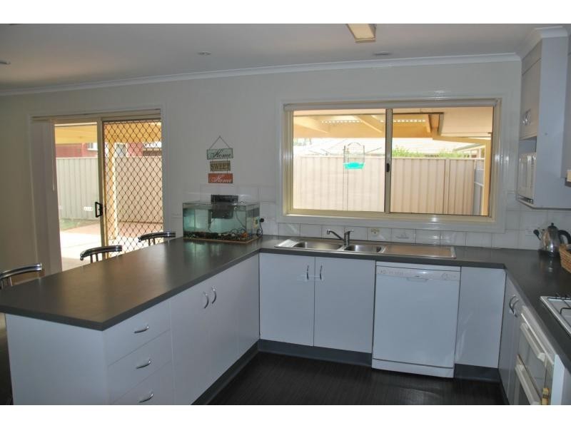 18 Wills Street, Cobram VIC 3644