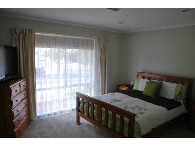 18 Wills Street, Cobram VIC 3644