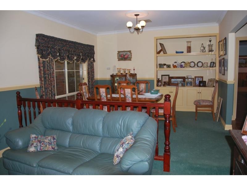 9 Cemetery Road, Cobram East VIC 3644
