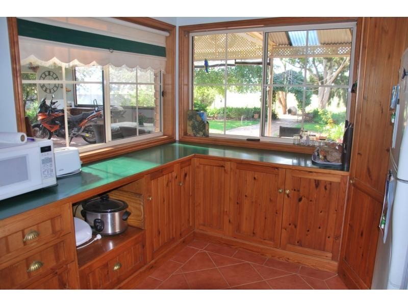 9 Cemetery Road, Cobram East VIC 3644