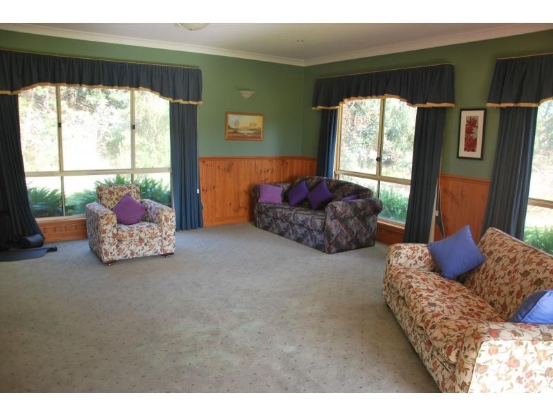 9 Cemetery Road, Cobram East VIC 3644