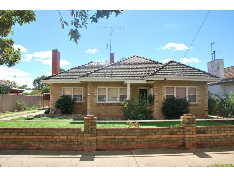 18 Broadway Street, Cobram VIC 3644