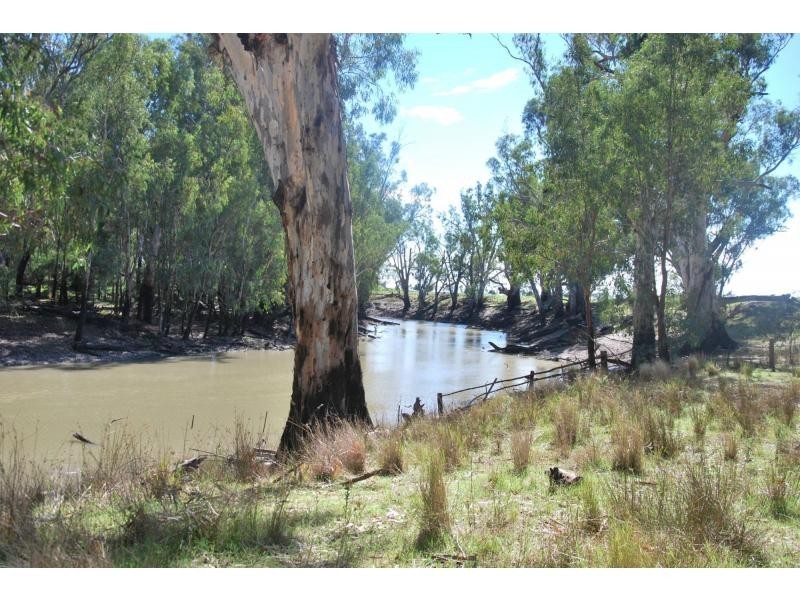 76 Platypus Drive, Barooga VIC 3644