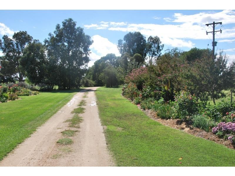 76 Platypus Drive, Barooga VIC 3644