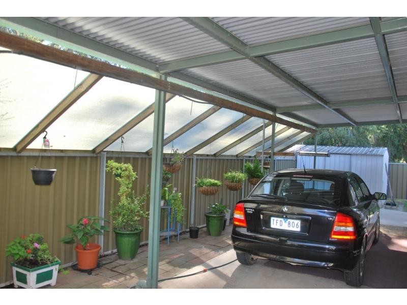 20 Allanna Street, Oasis Village, Cobram VIC 3644